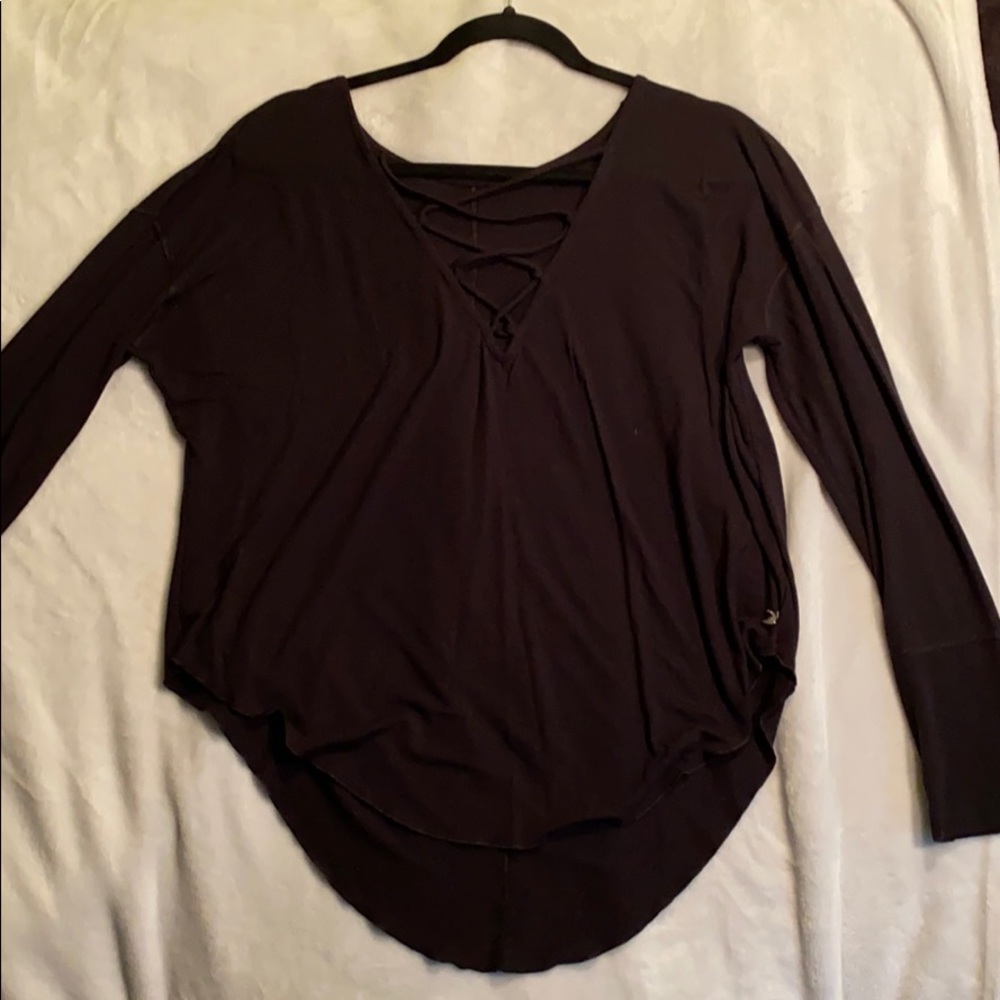 Long sleeved low-cut shirt corset front